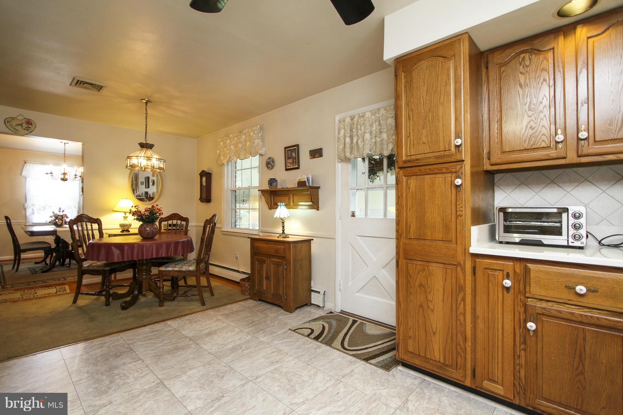 10107 Tipperary Road Baltimore, MD 21234 - Photo 10 of 25 Kitchen