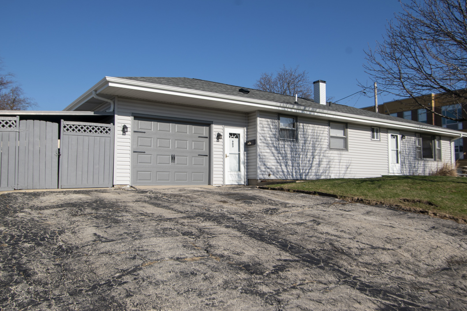 903 Porter Street Lemont, IL 60439 - Photo 2 of 23