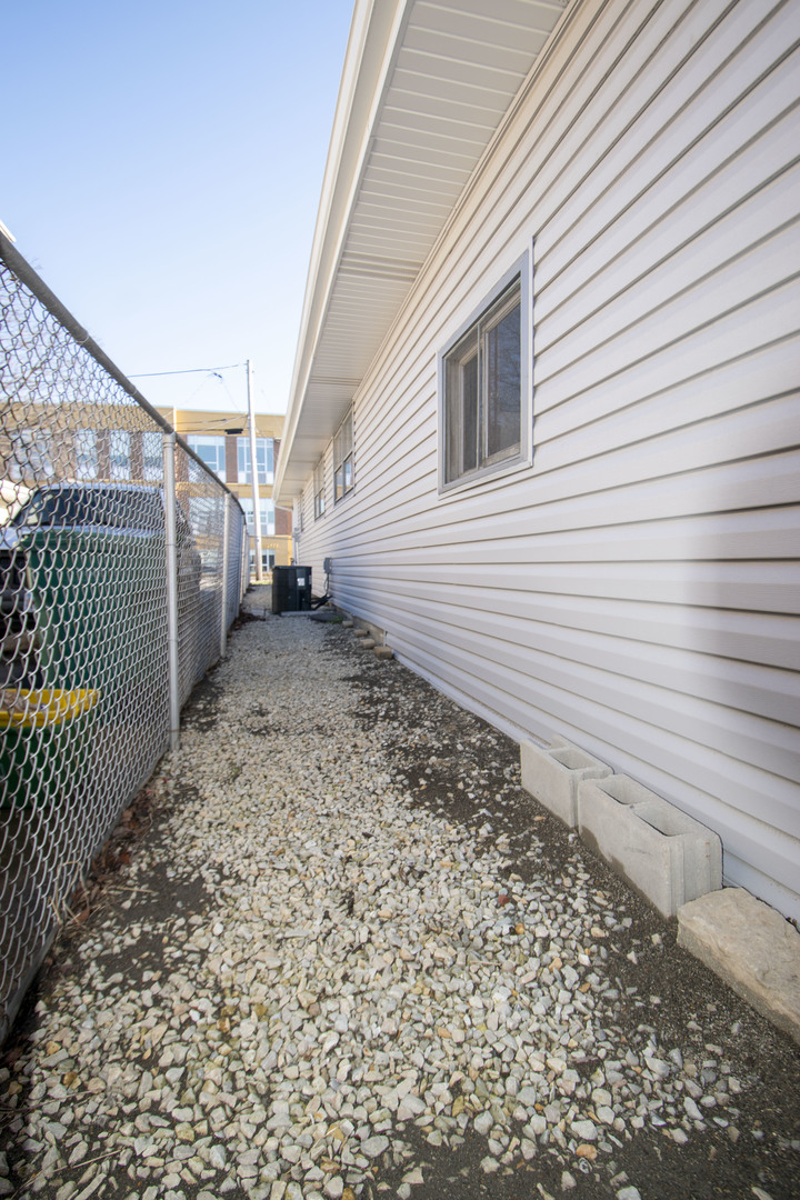 903 Porter Street Lemont, IL 60439 - Photo 21 of 23