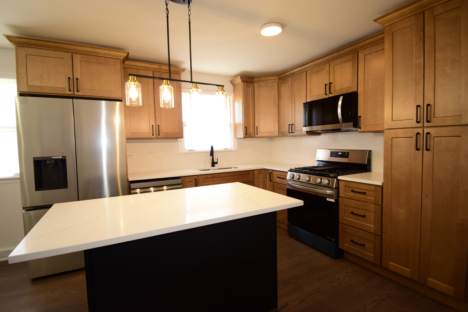 903 Porter Street Lemont, IL 60439 - Photo 5 of 23