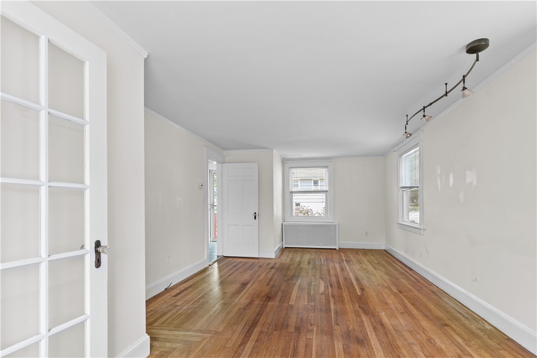 53 Admiral Kalbfus Road Newport, RI 02840 - Photo 8 of 45