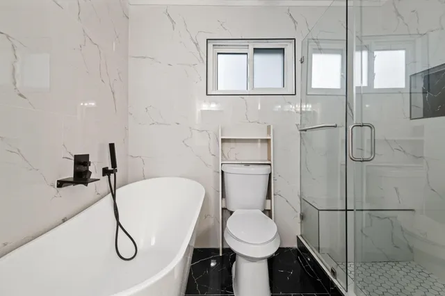 $2,100 | 3719 Straightfork Drive, Houston, TX 77082