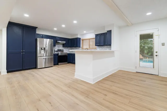 $2,100 | 3719 Straightfork Drive, Houston, TX 77082