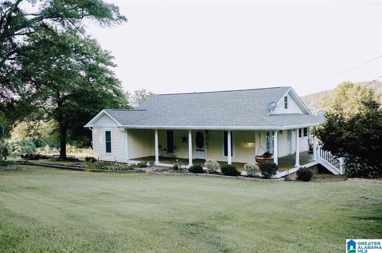 110 Llama Road Jacksonville, AL 36265 - Photo 2 of 49