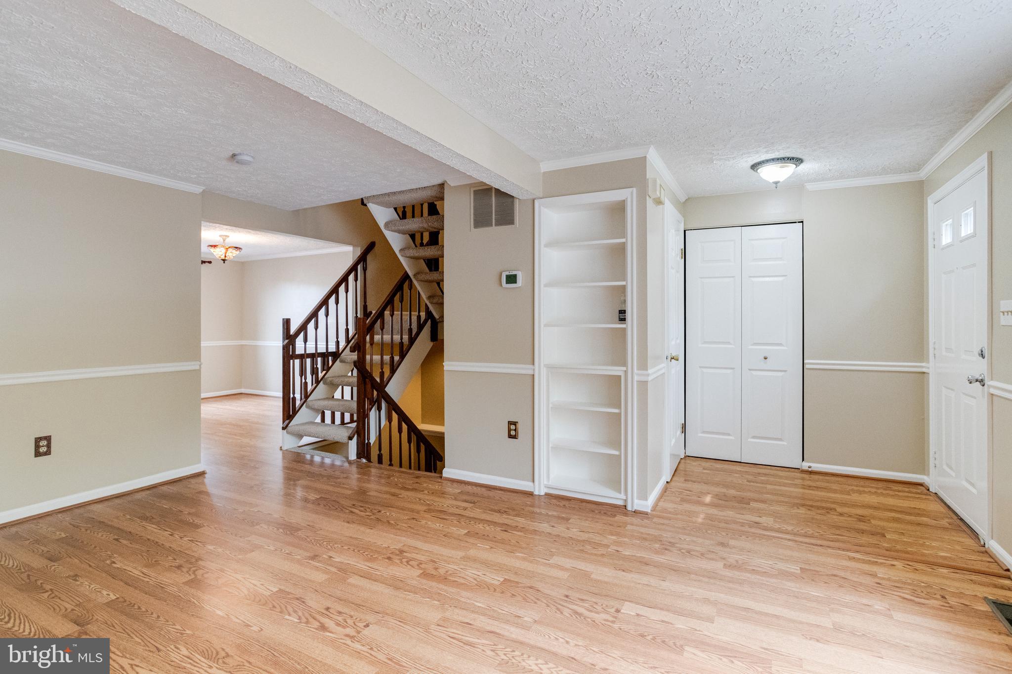 3560 Laurel View Court Laurel, MD 20724 - Photo 6 of 36
