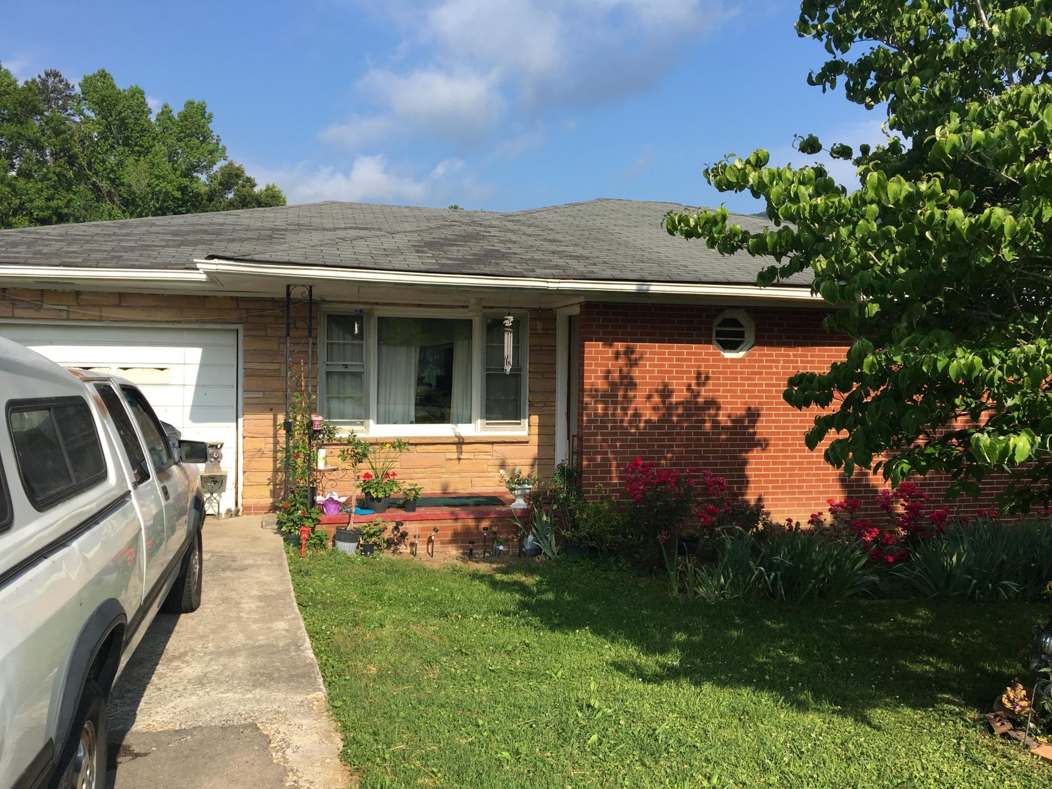 217 Hannah Road Harriman, TN 37748 - Photo 1 of 14 Gallery Image 1