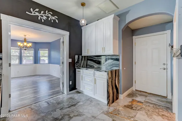 $670,000 | 14500 East Eagle Drive, Dewey-Humboldt, AZ 86327