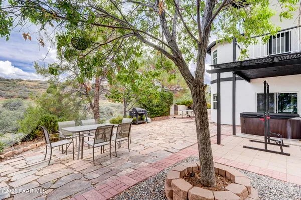 $670,000 | 14500 East Eagle Drive, Dewey-Humboldt, AZ 86327