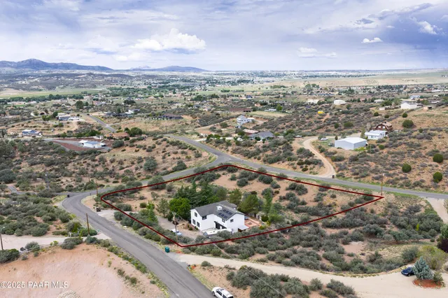 $700,000 | 14500 East Eagle Drive, Dewey-Humboldt, AZ 86327