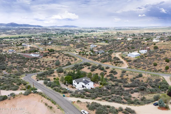 $670,000 | 14500 East Eagle Drive, Dewey-Humboldt, AZ 86327