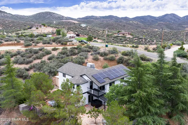$700,000 | 14500 East Eagle Drive, Dewey-Humboldt, AZ 86327