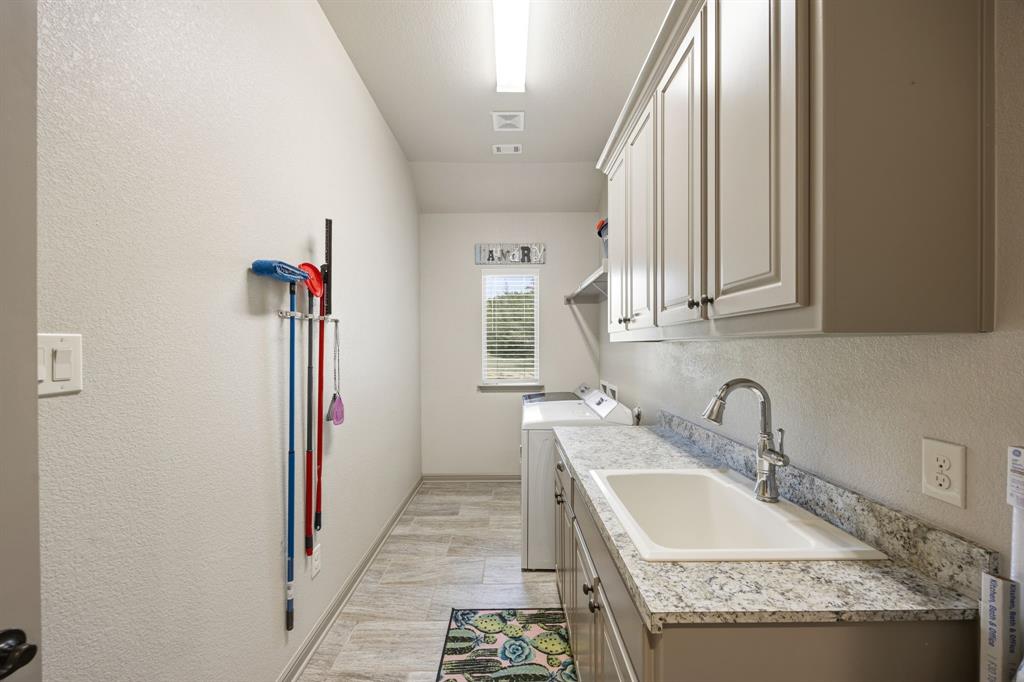 1919 County Road 4371 Decatur, TX 76234 - Photo 25 of 40