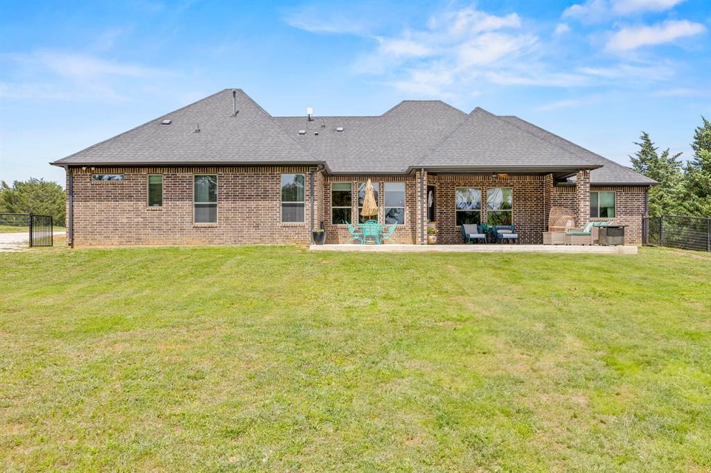 1919 County Road 4371 Decatur, TX 76234 - Photo 26 of 40