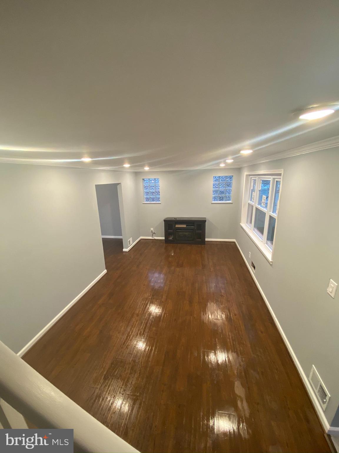 8105 Edwill Avenue Rosedale, MD 21237 - Photo 5 of 25