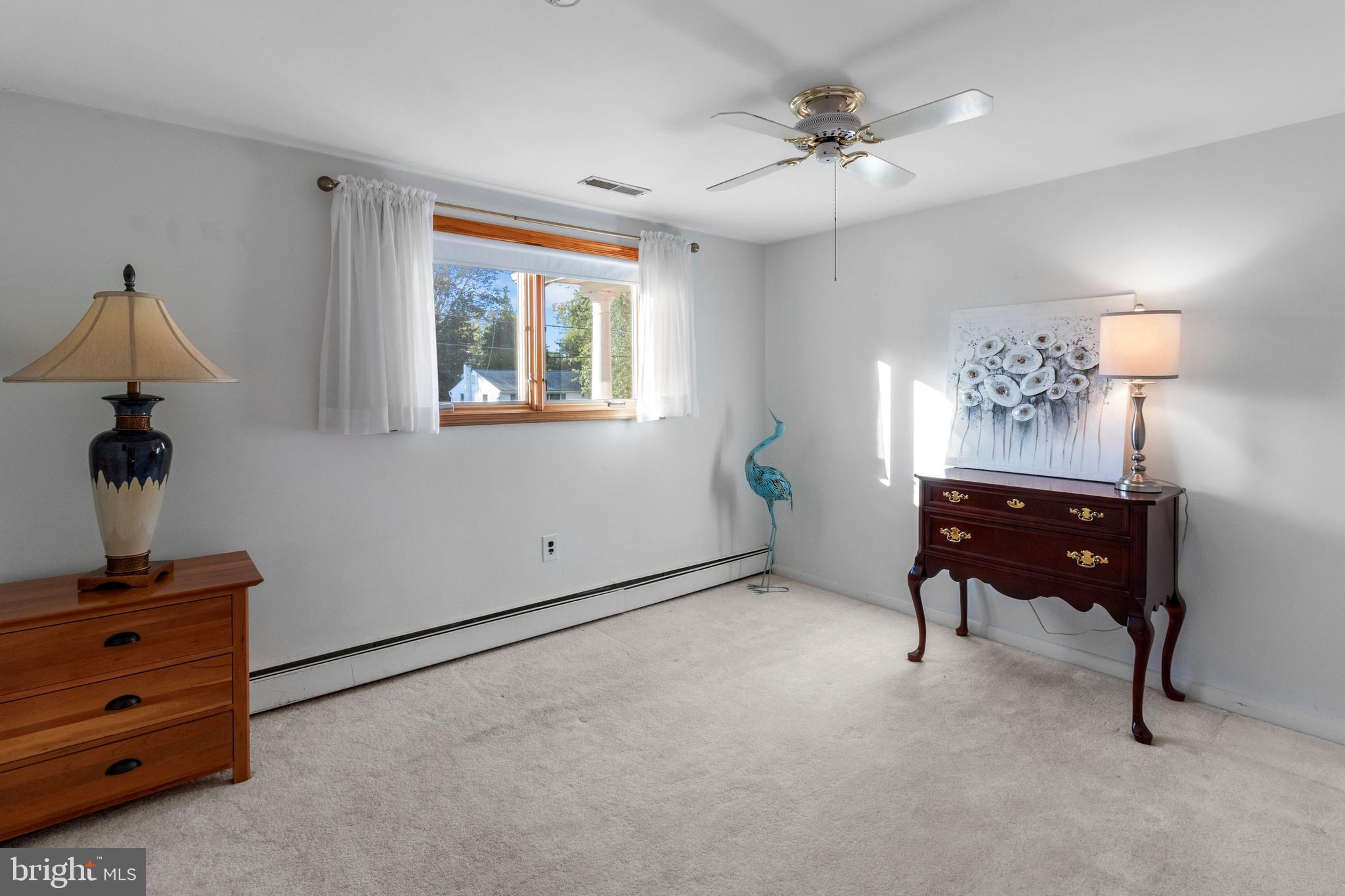 735 Roger Road Warminster, PA 18974 - Photo 20 of 33 Bedroom #1