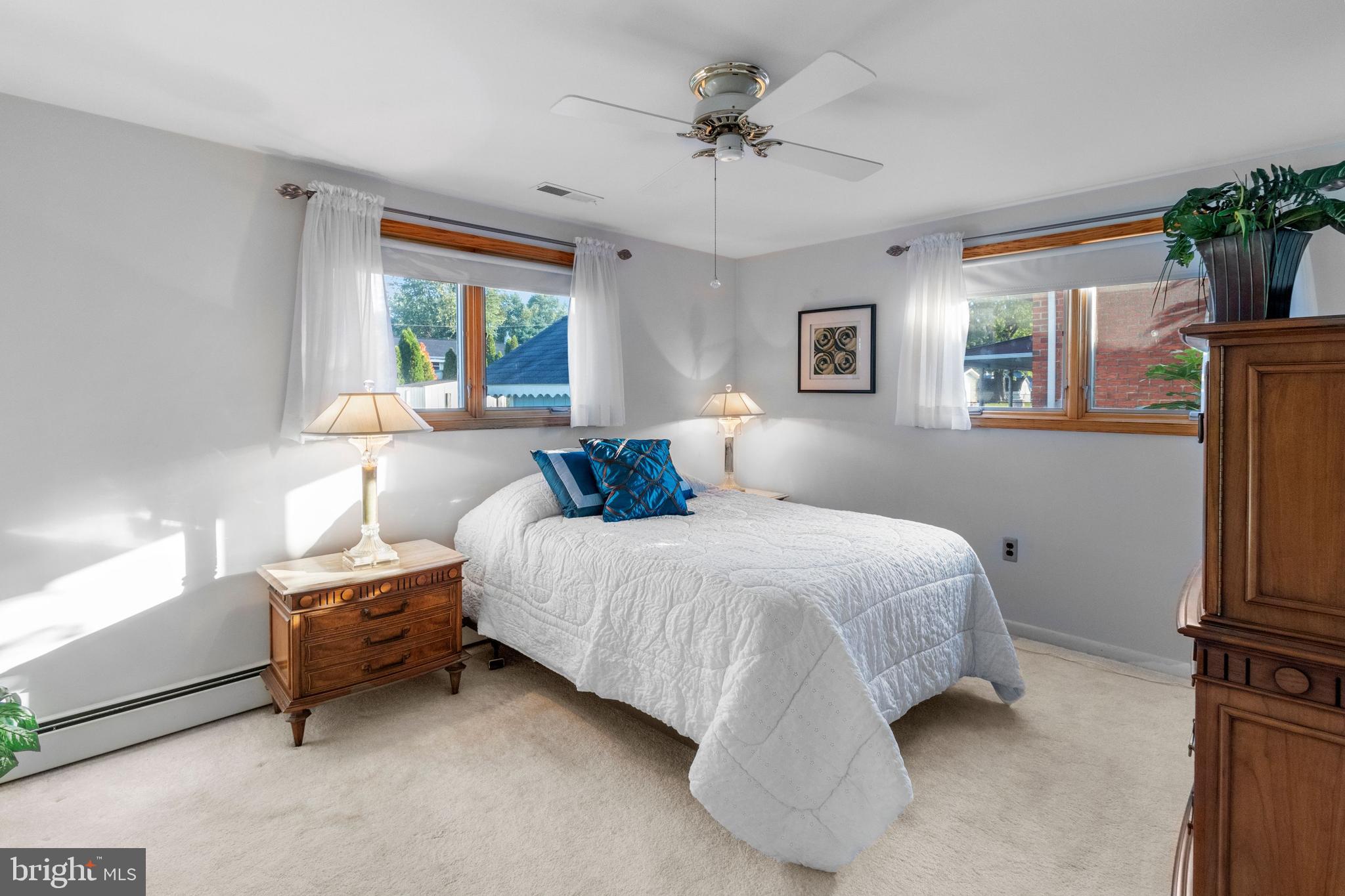 735 Roger Road Warminster, PA 18974 - Photo 24 of 33 Bedroom #3
