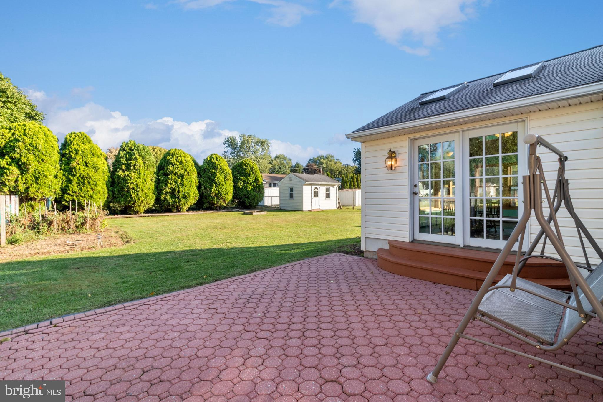 735 Roger Road Warminster, PA 18974 - Photo 4 of 33 Back Patio