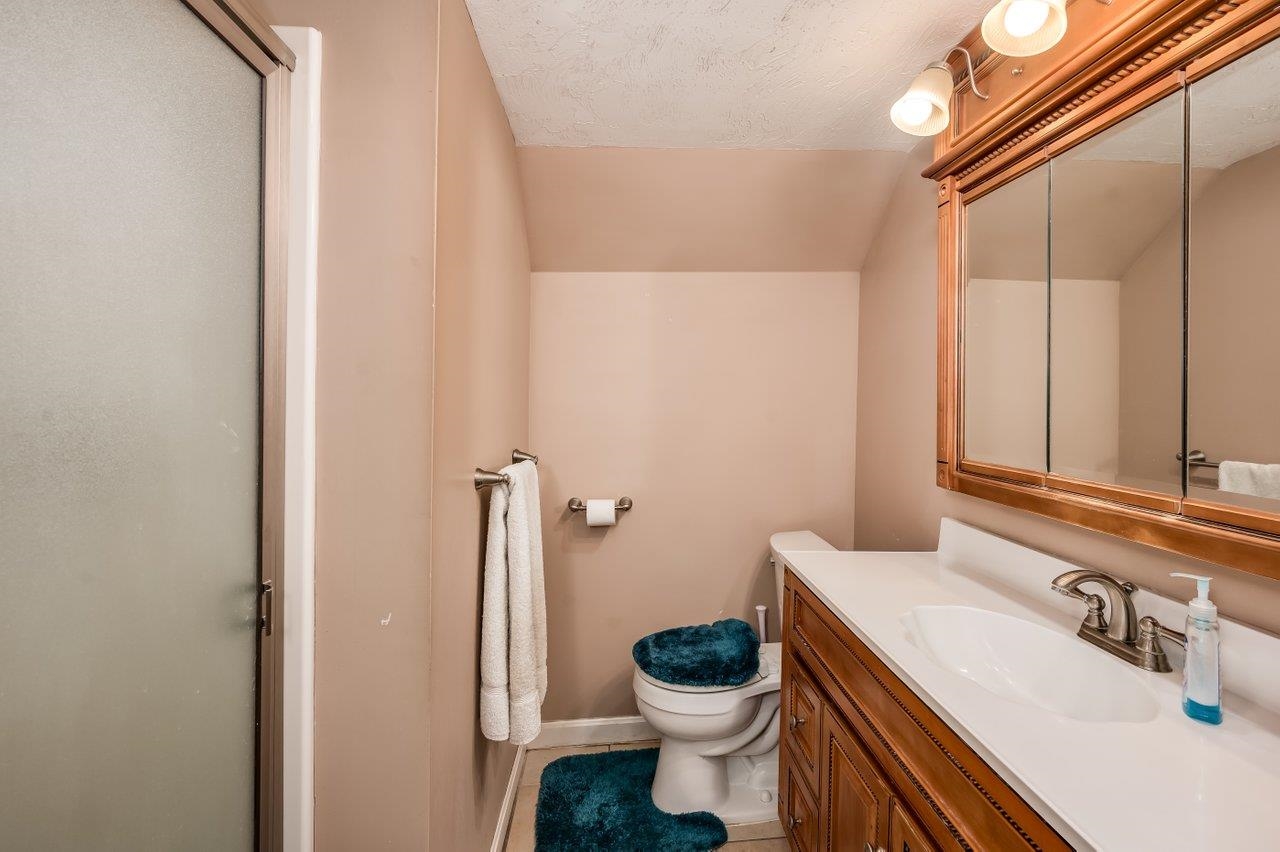 202 Beacon Hill Road Pembroke, NH 03275 - Photo 19 of 45