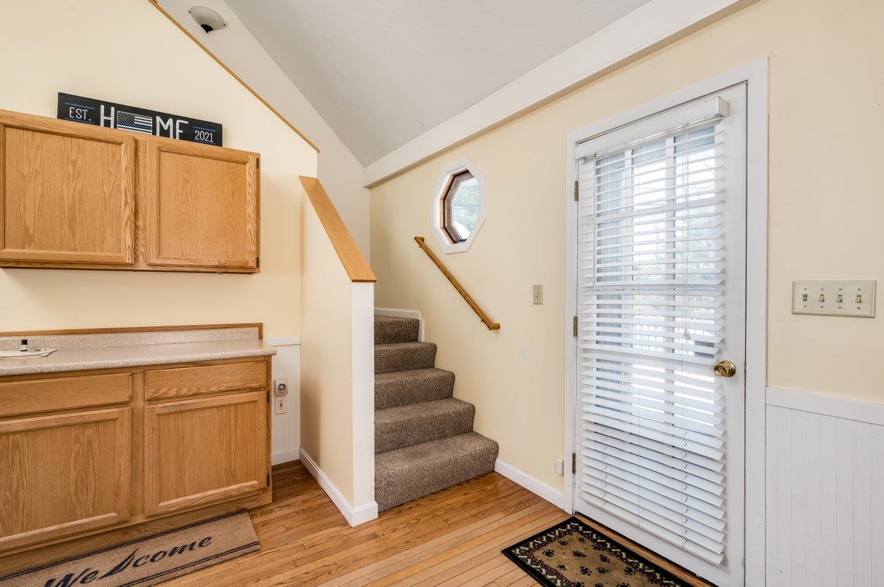 202 Beacon Hill Road Pembroke, NH 03275 - Photo 21 of 45