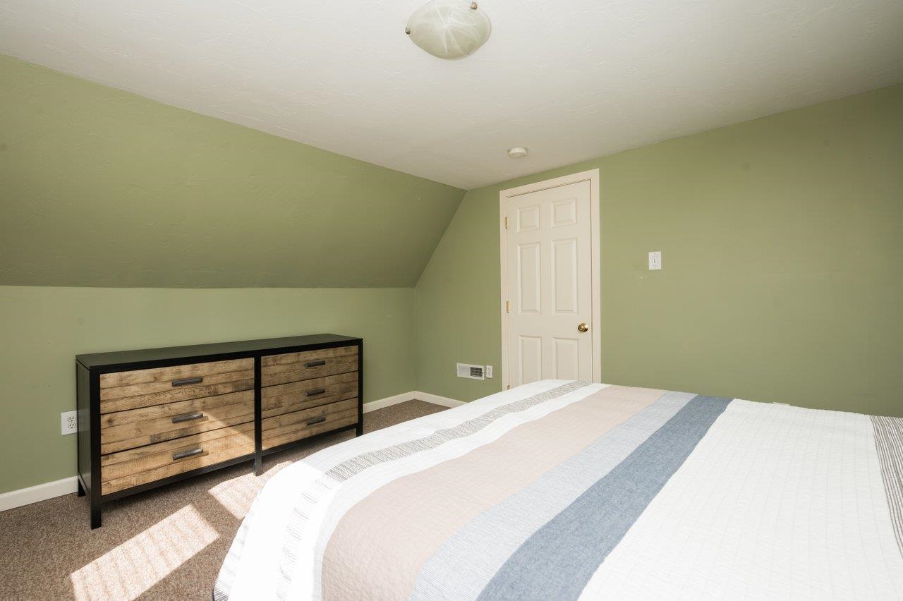 202 Beacon Hill Road Pembroke, NH 03275 - Photo 25 of 45