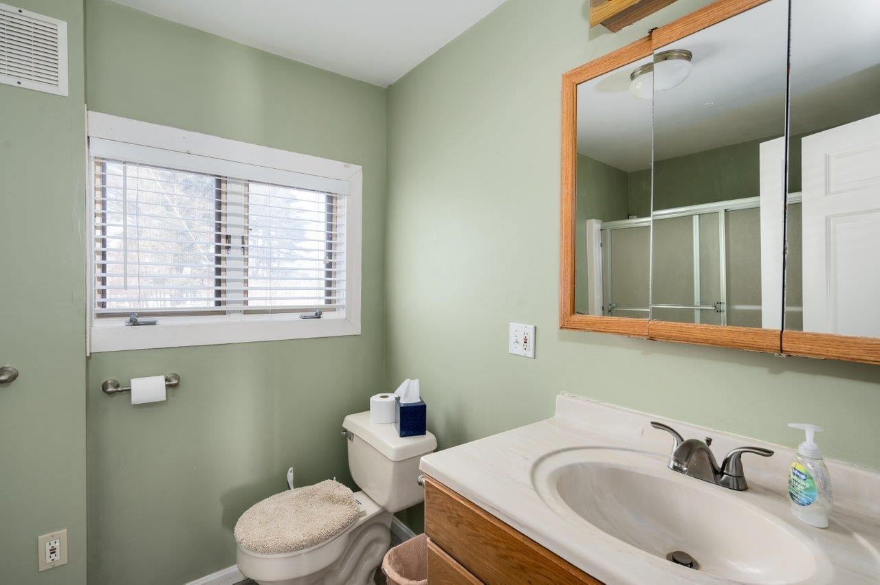 202 Beacon Hill Road Pembroke, NH 03275 - Photo 27 of 45