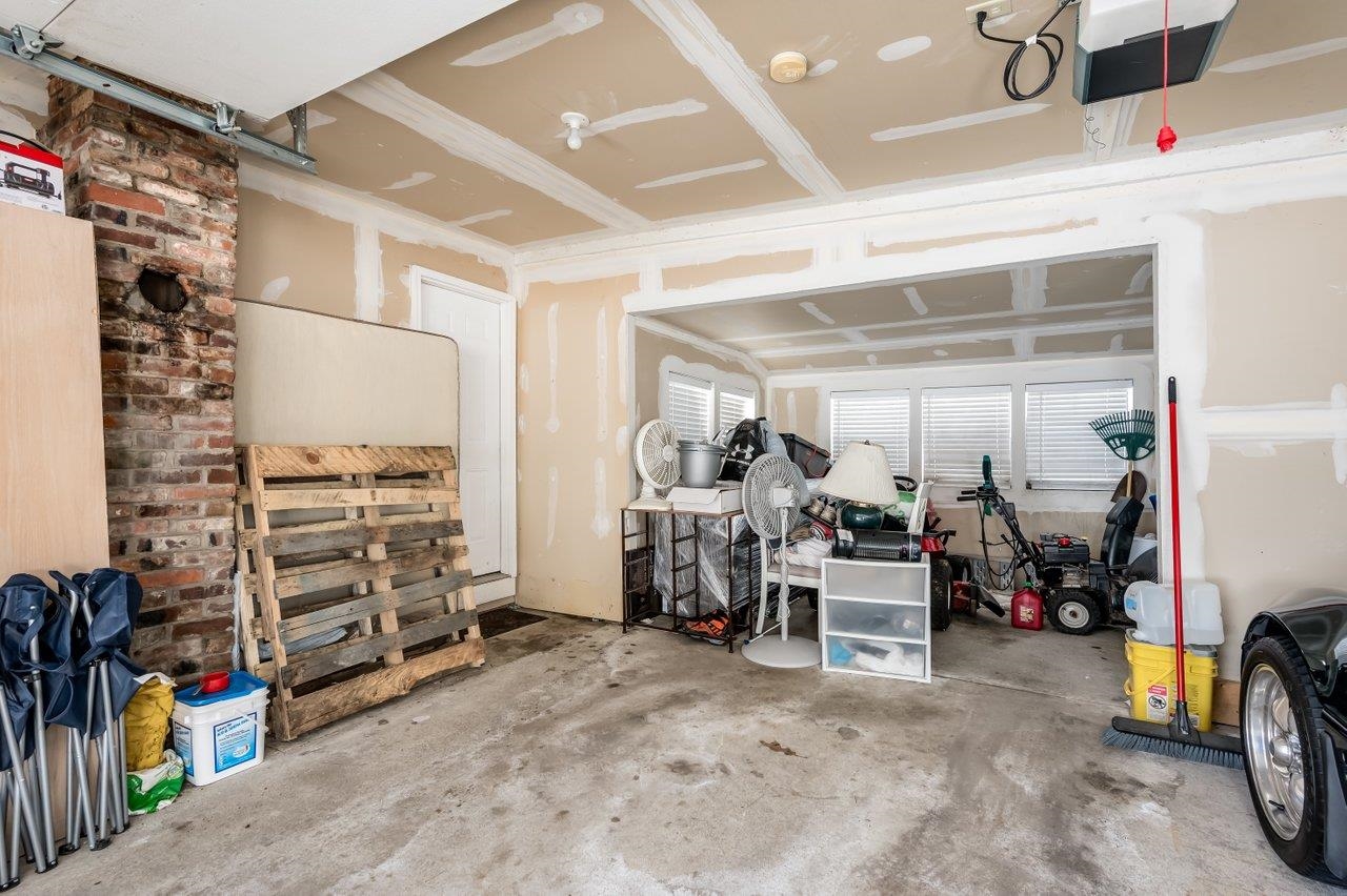 202 Beacon Hill Road Pembroke, NH 03275 - Photo 32 of 45