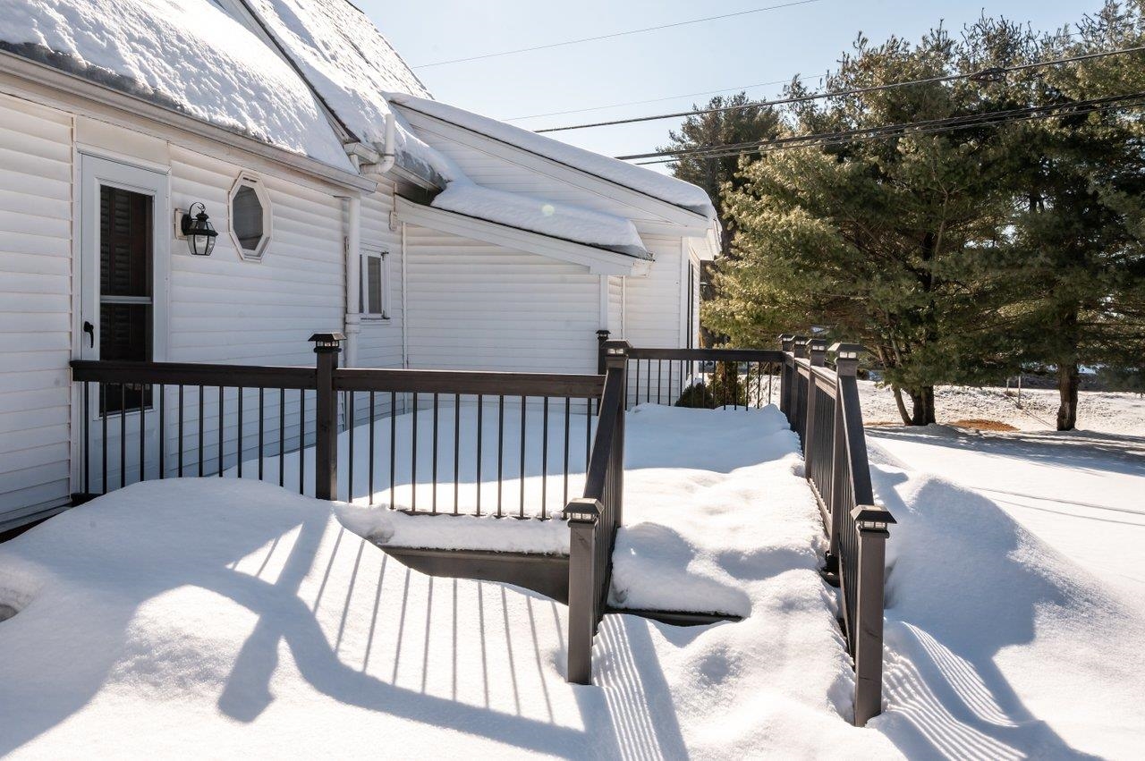 202 Beacon Hill Road Pembroke, NH 03275 - Photo 40 of 45