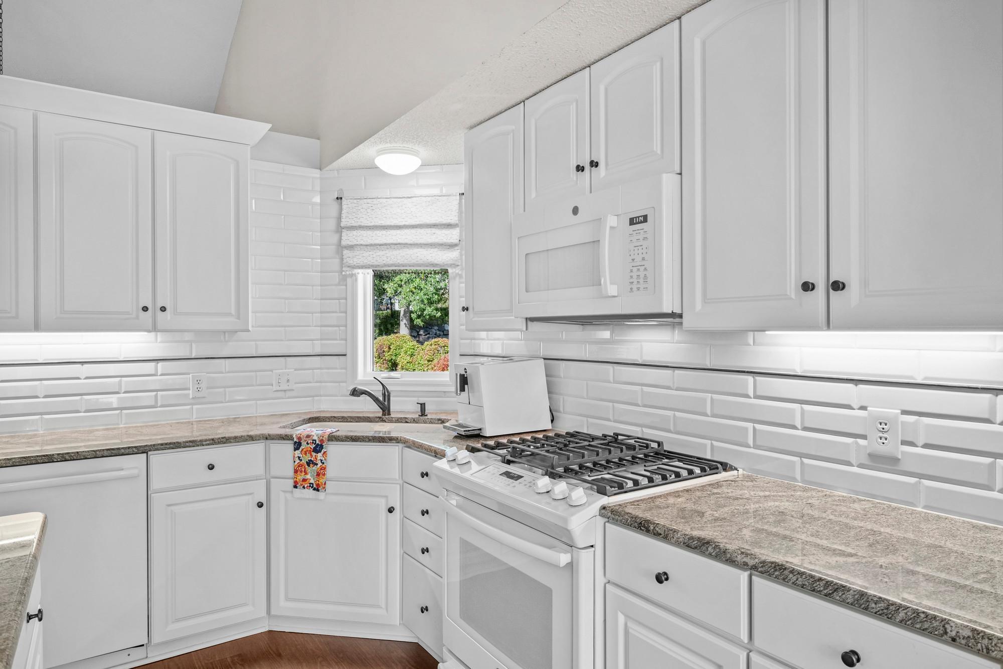 11148 Wyoming Road Bloomington, MN 55438 - Photo 23 of 56 Gallery Image 23