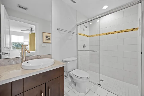 $799,000 | 2690 North Federal Highway, Unit 65, Boynton Beach, FL 33435
