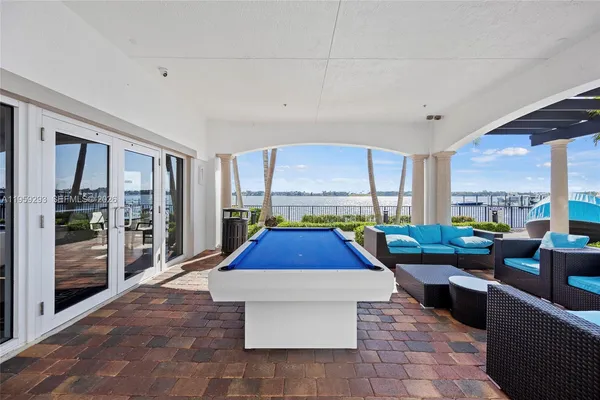 $799,000 | 2690 North Federal Highway, Unit 65, Boynton Beach, FL 33435