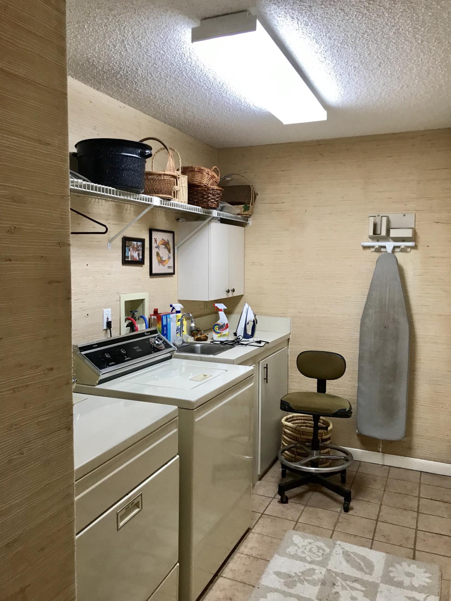 5657 Southeast Foxcross Place Stuart, FL 34997 - Photo 18 of 49 24BE0F4B-D165-47A7-826E-9D766AE00688