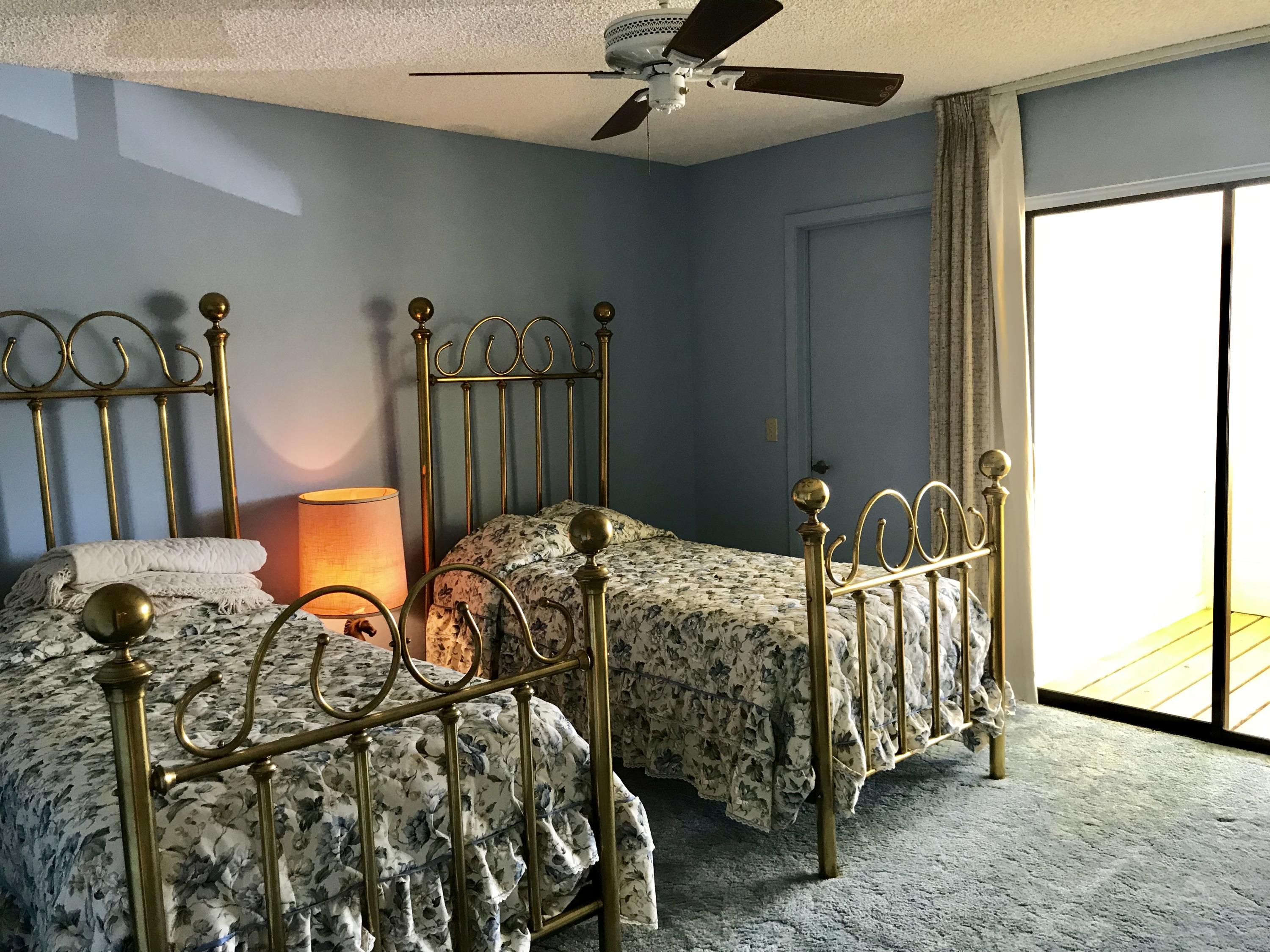 5657 Southeast Foxcross Place Stuart, FL 34997 - Photo 24 of 49 16AD7251-ECF0-4813-9EFD-45E95C2E47B6