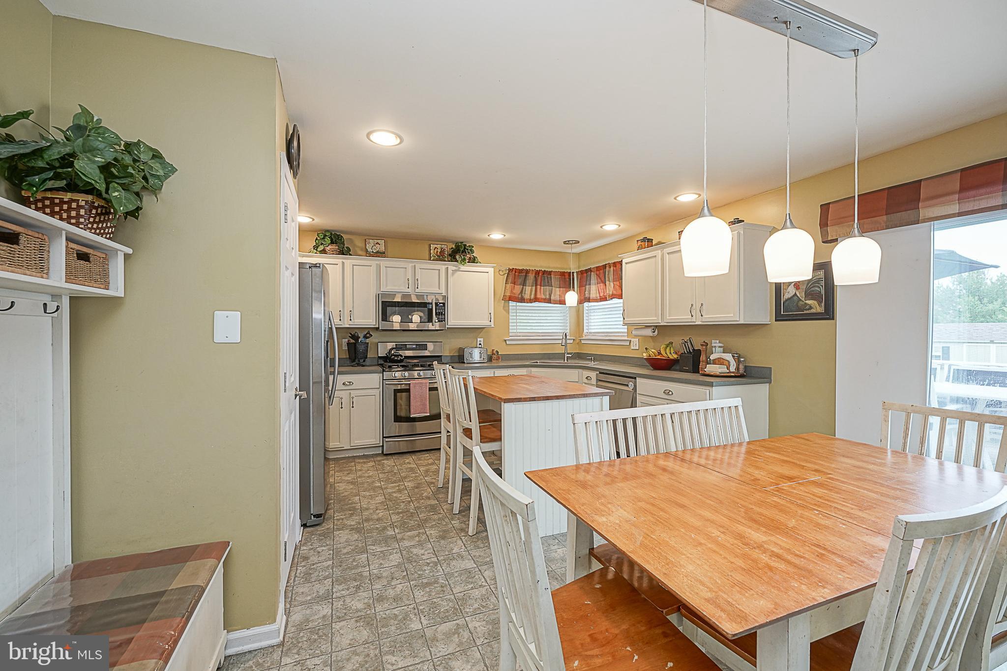 740 Streamview Lane Vineland, NJ 08360 - Photo 5 of 35