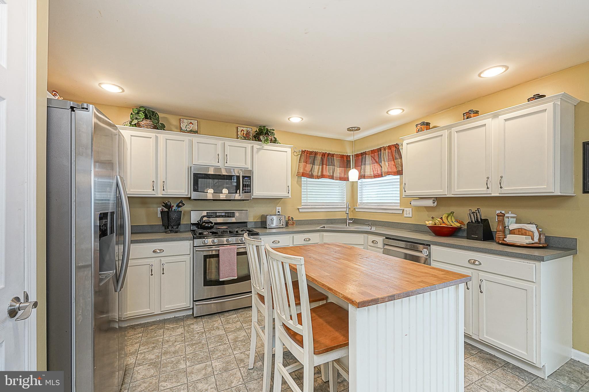 740 Streamview Lane Vineland, NJ 08360 - Photo 7 of 35