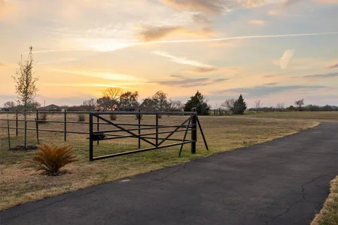 $1,735,000 | 178 Balch Road, Elgin, TX 78621