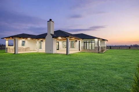 $1,735,000 | 178 Balch Road, Elgin, TX 78621