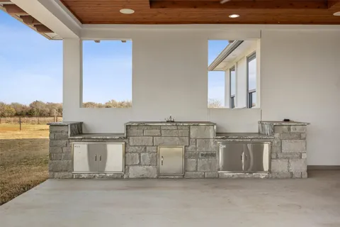 $1,735,000 | 178 Balch Road, Elgin, TX 78621