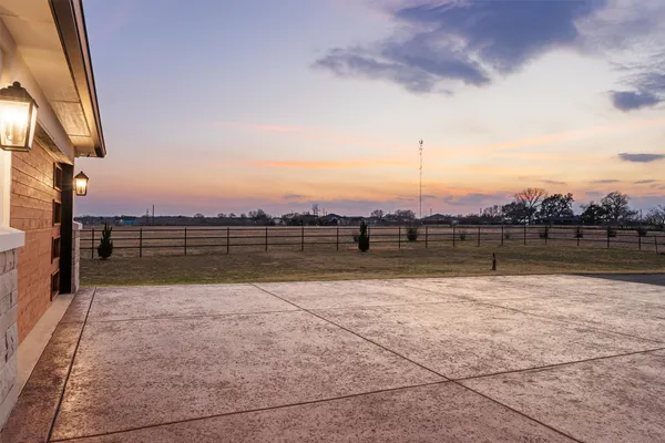 $1,699,999 | 178 Balch Road, Elgin, TX 78621