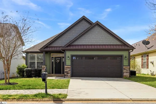 $309,900 | 120 Bur Oak Drive, Taylors, SC 29687