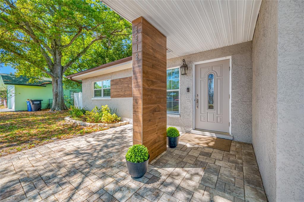 2212 Northeast Coachman Road Clearwater, FL 33765 - Photo 11 of 67