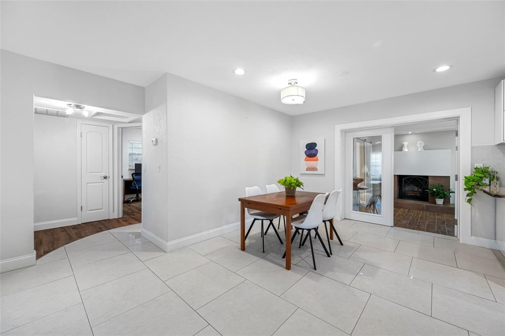 2212 Northeast Coachman Road Clearwater, FL 33765 - Photo 16 of 67