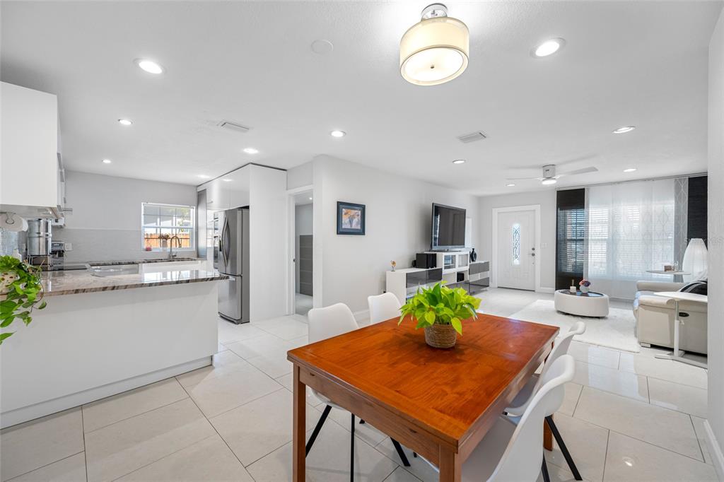 2212 Northeast Coachman Road Clearwater, FL 33765 - Photo 18 of 67