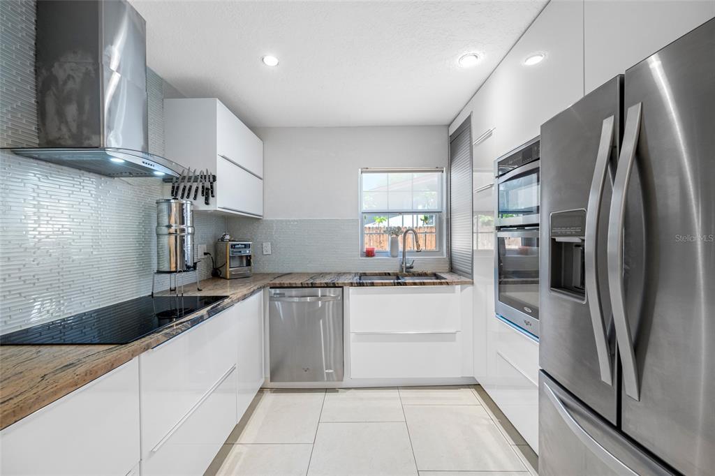 2212 Northeast Coachman Road Clearwater, FL 33765 - Photo 22 of 67