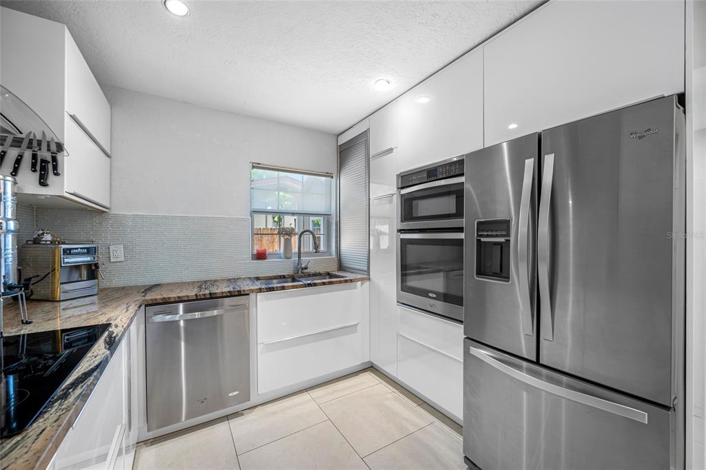 2212 Northeast Coachman Road Clearwater, FL 33765 - Photo 23 of 67