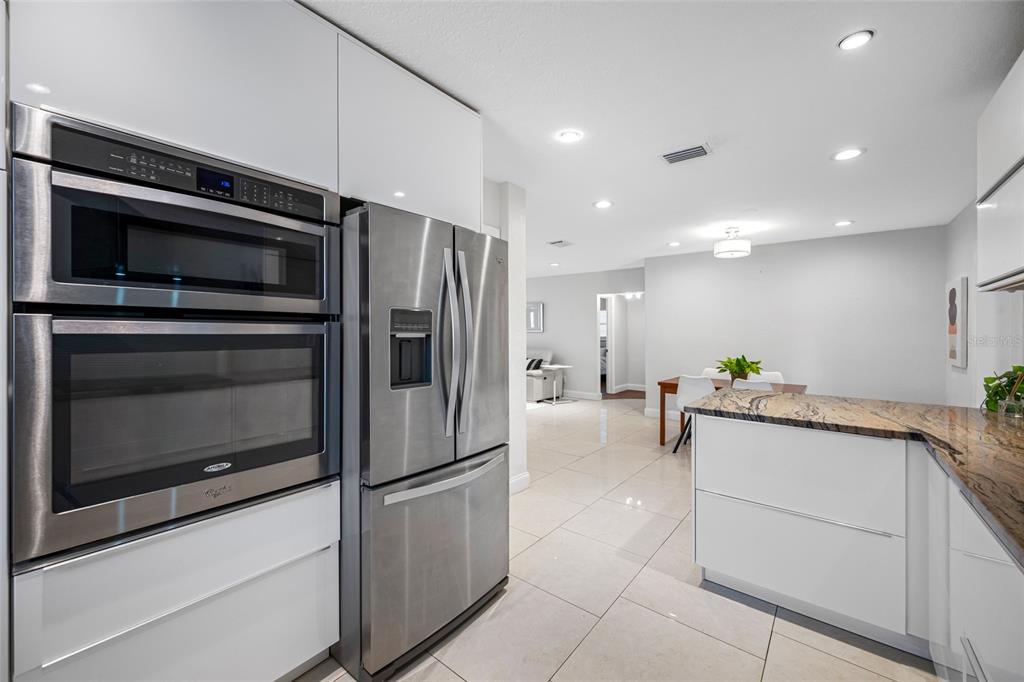 2212 Northeast Coachman Road Clearwater, FL 33765 - Photo 24 of 67