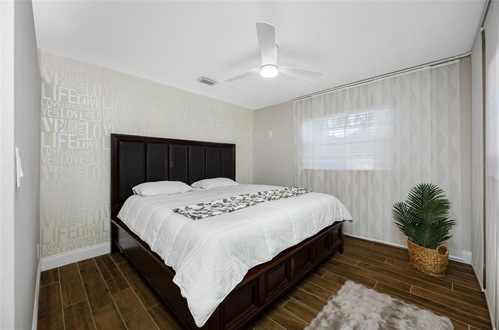 2212 Northeast Coachman Road Clearwater, FL 33765 - Photo 36 of 67