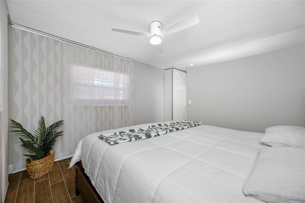 2212 Northeast Coachman Road Clearwater, FL 33765 - Photo 37 of 67