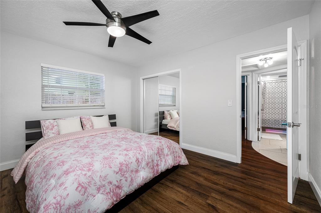 2212 Northeast Coachman Road Clearwater, FL 33765 - Photo 40 of 67