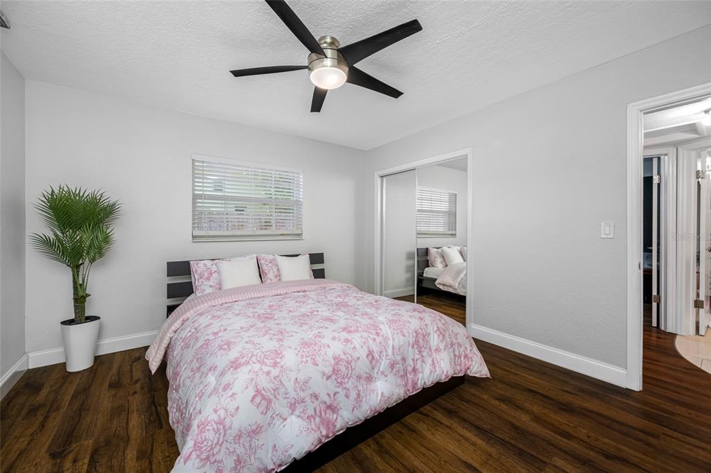 2212 Northeast Coachman Road Clearwater, FL 33765 - Photo 41 of 67