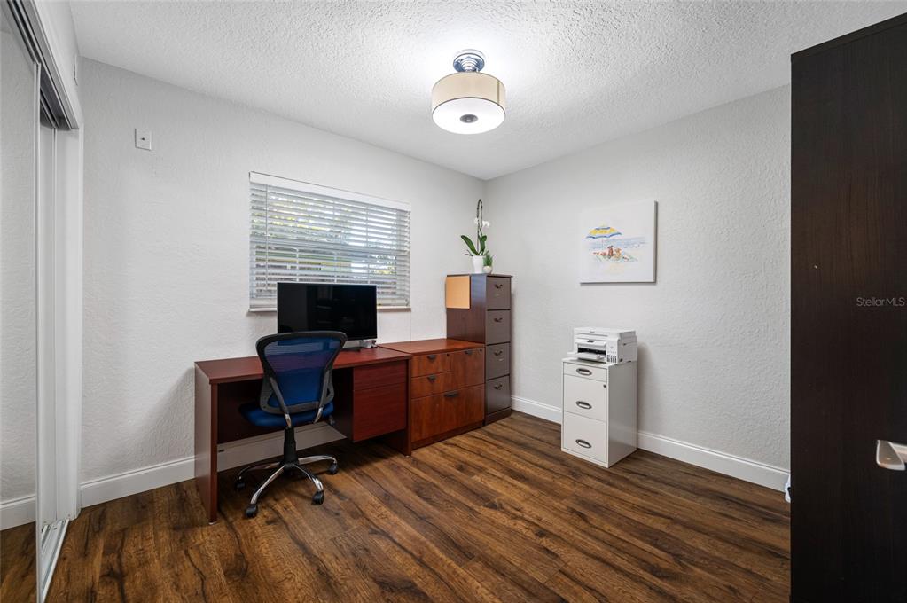 2212 Northeast Coachman Road Clearwater, FL 33765 - Photo 47 of 67